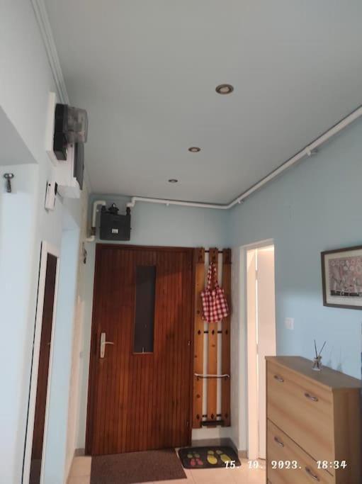 Nina Appartement Zagreb Buitenkant foto